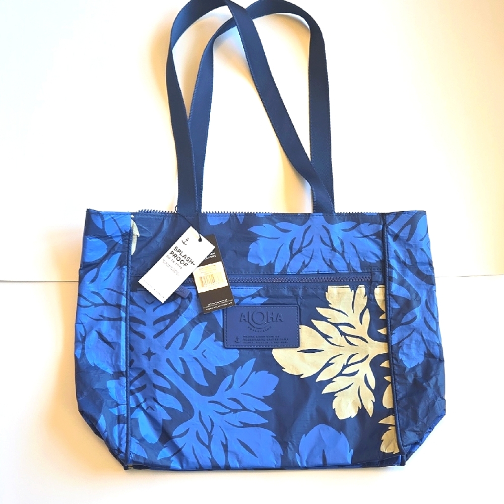 Go-To Tote in Awapuhi